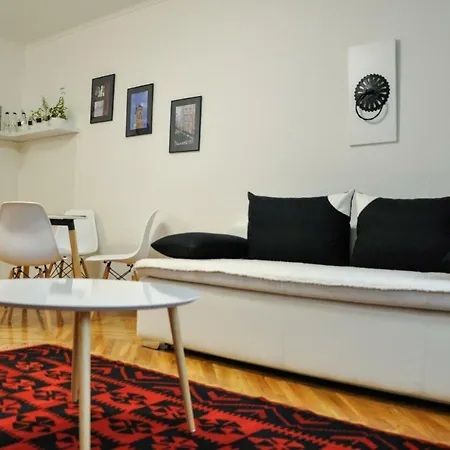 Appartement Zvekir - Old Town